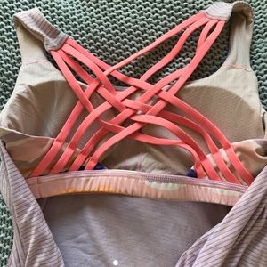 lululemon tank top bra size 6